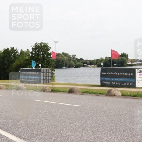 15.06.2025 - 27. Vierlanden-Triathlon H.Heesch http://msf.ph/oto/8000203 15.06.2025 10:27:43 Radfahren 510 meine-sportfotos.de