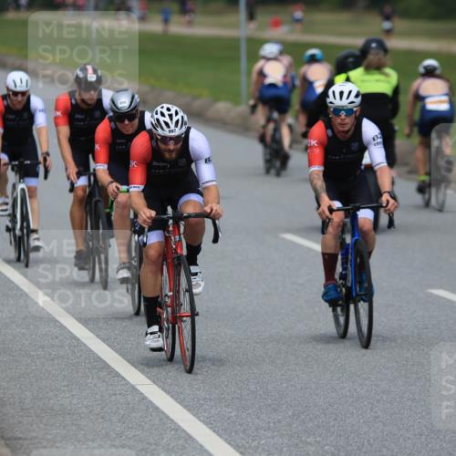 21.06.2025 - 27. Vierlanden-Triathlon H.Heesch http://msf.ph/oto/8000247 15.06.2025 12:34:08 Radfahren 994, 995, 996, 997, 998, 1061, 1062, 1063, 1064 meine-sportfotos.de