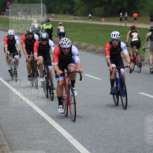 21.06.2025 - 27. Vierlanden-Triathlon H.Heesch http://msf.ph/oto/8000268 15.06.2025 12:34:08 Radfahren 994, 995, 996, 997, 998, 1061, 1062, 1063, 1064 meine-sportfotos.de
