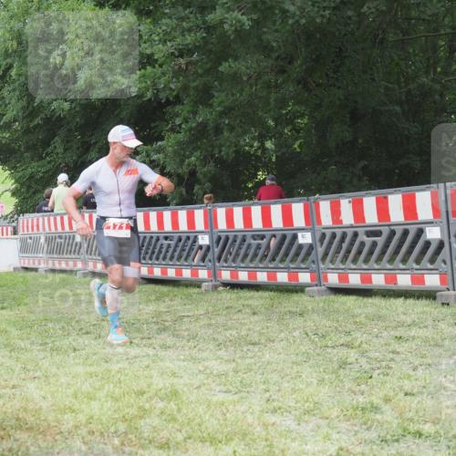 21.06.2025 - 27. Vierlanden-Triathlon KatJ http://msf.ph/oto/8000297 15.06.2025 12:54:12 Ziel 171, 757 meine-sportfotos.de