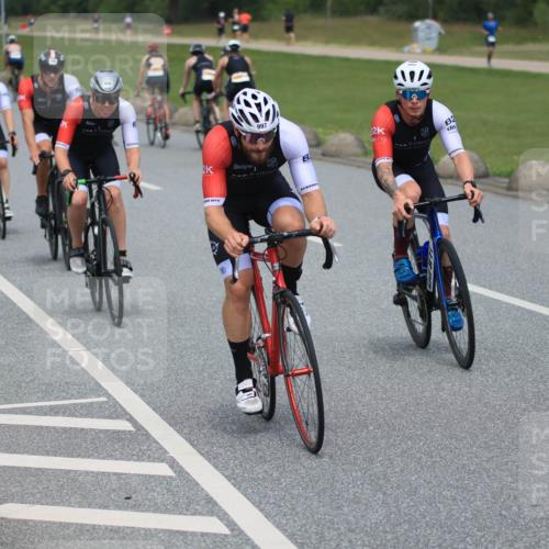 21.06.2025 - 27. Vierlanden-Triathlon H.Heesch http://msf.ph/oto/8000315 15.06.2025 12:34:09 Radfahren 994, 995, 996, 997, 998, 1061, 1062, 1063, 1064 meine-sportfotos.de