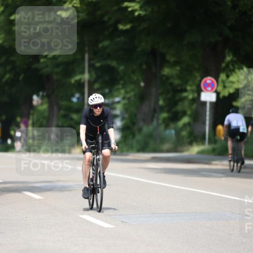 15.06.2025 - 7 Türme Triathlon Yannick Fuchs http://msf.ph/oto/8000334 15.06.2025 12:24:59 Radfahren 203, 327 meine-sportfotos.de