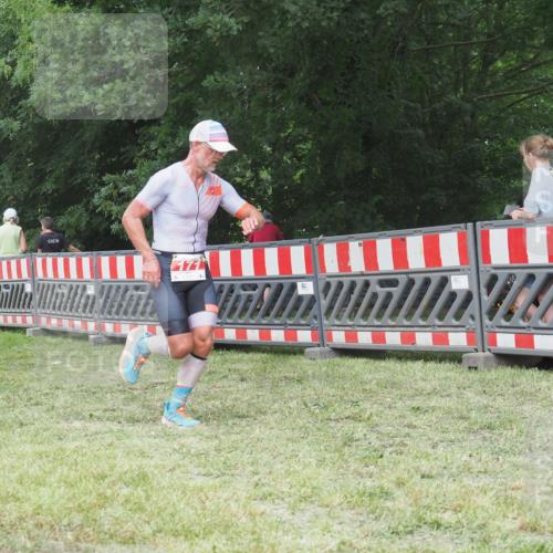 21.06.2025 - 27. Vierlanden-Triathlon KatJ http://msf.ph/oto/8000345 15.06.2025 12:54:12 Ziel 171, 757 meine-sportfotos.de