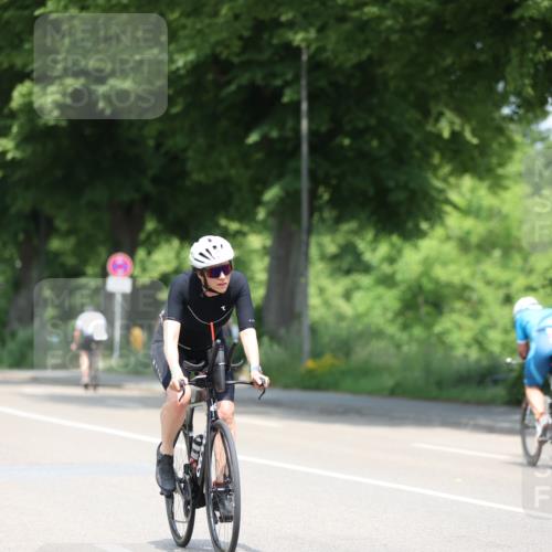 15.06.2025 - 7 Türme Triathlon Yannick Fuchs http://msf.ph/oto/8000359 15.06.2025 12:25:00 Radfahren 327, 372 meine-sportfotos.de