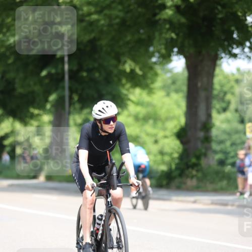 15.06.2025 - 7 Türme Triathlon Yannick Fuchs http://msf.ph/oto/8000376 15.06.2025 12:25:00 Radfahren 327, 372 meine-sportfotos.de
