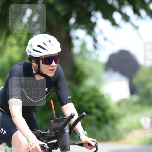 15.06.2025 - 7 Türme Triathlon Yannick Fuchs http://msf.ph/oto/8000390 15.06.2025 12:25:01 Radfahren 327, 372 meine-sportfotos.de