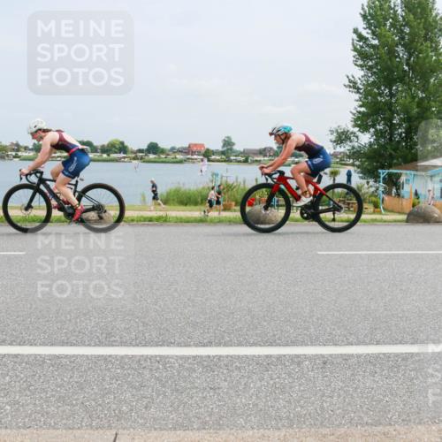 21.06.2025 - 27. Vierlanden-Triathlon H.Heesch http://msf.ph/oto/8000411 15.06.2025 12:34:02 Radfahren 888, 1065, 1066, 1067, 1068 meine-sportfotos.de