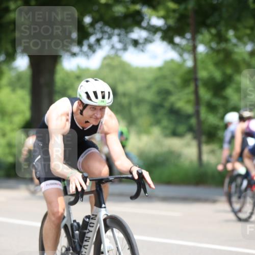 15.06.2025 - 7 Türme Triathlon Yannick Fuchs http://msf.ph/oto/8000466 15.06.2025 12:25:15 Radfahren 316, 624 meine-sportfotos.de