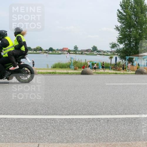 21.06.2025 - 27. Vierlanden-Triathlon H.Heesch http://msf.ph/oto/8000520 15.06.2025 12:34:03 Radfahren 888, 1061, 1062, 1063, 1064, 1065, 1066, 1067, 1068 meine-sportfotos.de