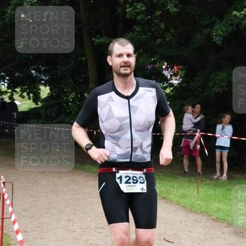 21.06.2025 - 27. Vierlanden-Triathlon Lena Gebhardt http://msf.ph/oto/8000584 15.06.2025 14:02:57 Laufen 2025, 1299, 14 meine-sportfotos.de
