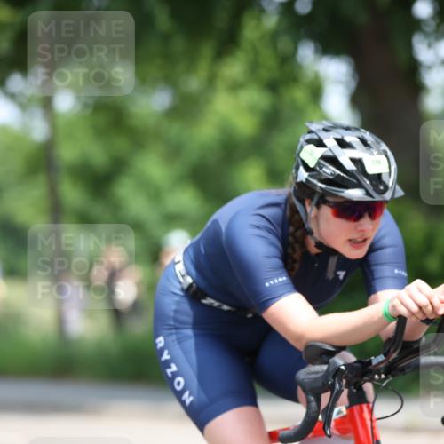 15.06.2025 - 7 Türme Triathlon Yannick Fuchs http://msf.ph/oto/8000601 15.06.2025 12:25:32 Radfahren 298 meine-sportfotos.de