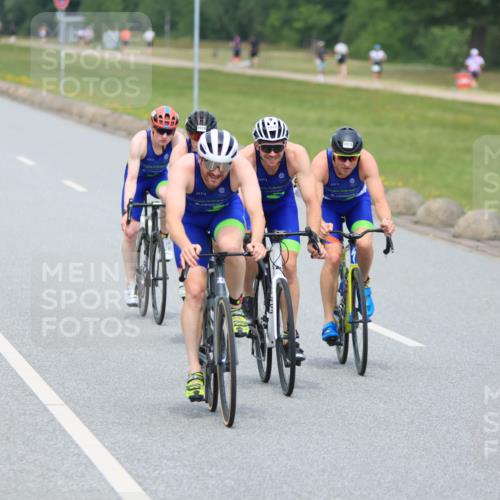21.06.2025 - 27. Vierlanden-Triathlon H.Heesch http://msf.ph/oto/8000650 15.06.2025 12:35:00 Radfahren 811, 1014, 1015, 1016, 1017, 1018 meine-sportfotos.de