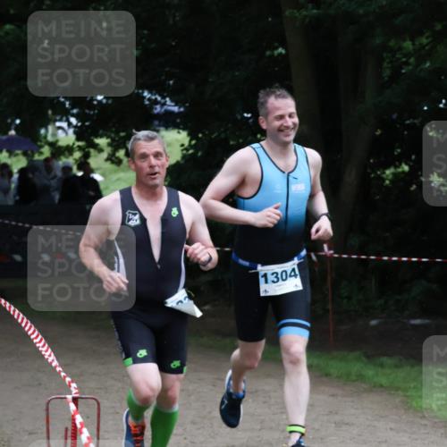 21.06.2025 - 27. Vierlanden-Triathlon Lena Gebhardt http://msf.ph/oto/8000655 15.06.2025 14:03:20 Laufen 1304, 4 meine-sportfotos.de