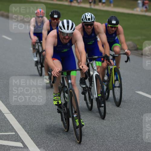 21.06.2025 - 27. Vierlanden-Triathlon H.Heesch http://msf.ph/oto/8000688 15.06.2025 12:35:01 Radfahren 672, 811, 1014, 1015, 1016, 1017, 1018 meine-sportfotos.de