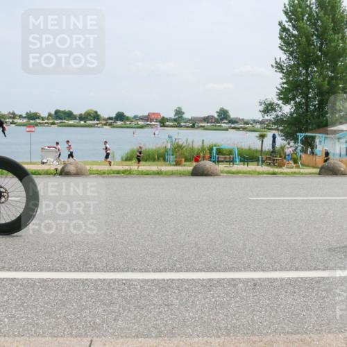 21.06.2025 - 27. Vierlanden-Triathlon H.Heesch http://msf.ph/oto/8000799 15.06.2025 12:34:11 Radfahren 994, 995, 996, 997, 998, 1061, 1062, 1063, 1064 meine-sportfotos.de