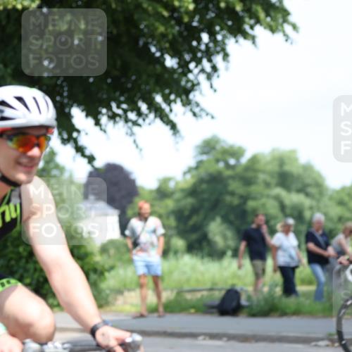 15.06.2025 - 7 Türme Triathlon Yannick Fuchs http://msf.ph/oto/8000831 15.06.2025 12:25:55 Radfahren 271, 538, 541, 557, 674 meine-sportfotos.de