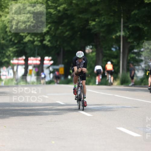 15.06.2025 - 7 Türme Triathlon Yannick Fuchs http://msf.ph/oto/8000867 15.06.2025 12:26:06 Radfahren 341 meine-sportfotos.de