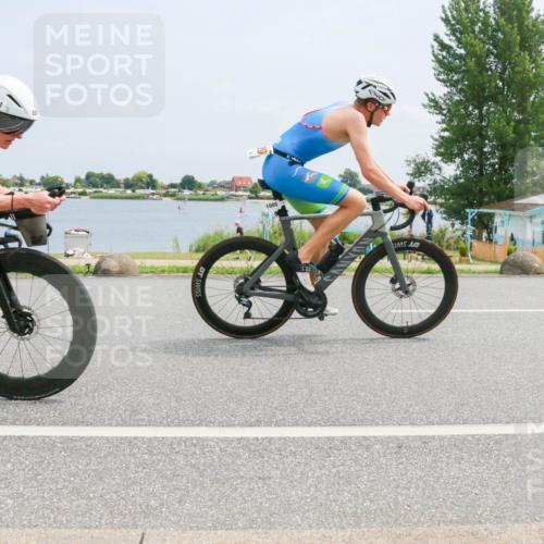 21.06.2025 - 27. Vierlanden-Triathlon H.Heesch http://msf.ph/oto/8000875 15.06.2025 12:34:35 Radfahren 891, 944, 1009, 1010, 1011, 1012, 1013 meine-sportfotos.de