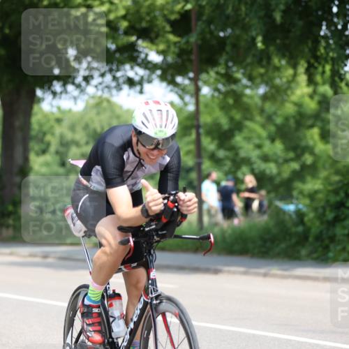 15.06.2025 - 7 Türme Triathlon Yannick Fuchs http://msf.ph/oto/8000950 15.06.2025 12:26:08 Radfahren 341, 665 meine-sportfotos.de