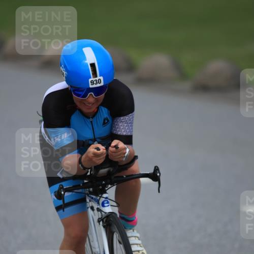 21.06.2025 - 27. Vierlanden-Triathlon H.Heesch http://msf.ph/oto/8000983 15.06.2025 12:37:16 Radfahren 930, 1078, 1079, 1080 meine-sportfotos.de