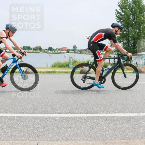 21.06.2025 - 27. Vierlanden-Triathlon H.Heesch http://msf.ph/oto/8000987 15.06.2025 12:34:47 Radfahren 912, 1019, 1020, 1022, 1023, 1073, 1074, 1075, 1076 meine-sportfotos.de