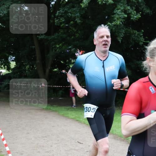 21.06.2025 - 27. Vierlanden-Triathlon Lena Gebhardt http://msf.ph/oto/8000988 15.06.2025 14:03:52 Laufen 2025, 1305, 4, 11 meine-sportfotos.de
