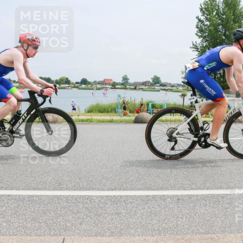 21.06.2025 - 27. Vierlanden-Triathlon H.Heesch http://msf.ph/oto/8001113 15.06.2025 12:35:03 Radfahren 811, 1014, 1015, 1016, 1017, 1018 meine-sportfotos.de