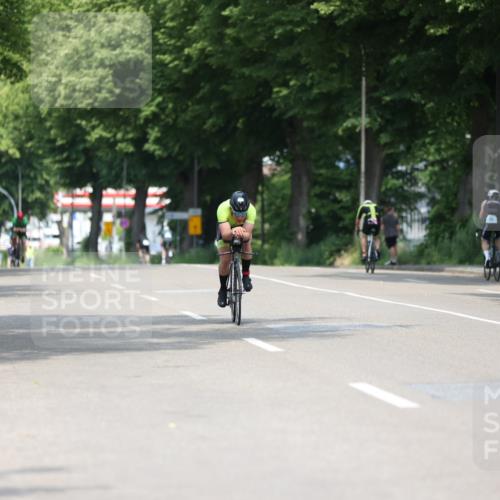 15.06.2025 - 7 Türme Triathlon Yannick Fuchs http://msf.ph/oto/8001128 15.06.2025 12:26:38 Radfahren 244, 580, 592 meine-sportfotos.de