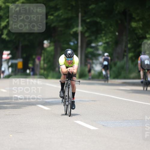 15.06.2025 - 7 Türme Triathlon Yannick Fuchs http://msf.ph/oto/8001168 15.06.2025 12:26:39 Radfahren 244, 580, 592 meine-sportfotos.de