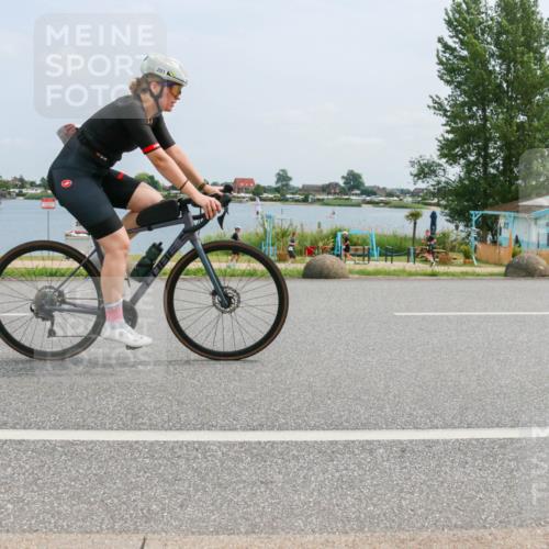 21.06.2025 - 27. Vierlanden-Triathlon H.Heesch http://msf.ph/oto/8001213 15.06.2025 12:35:44 Radfahren 201, 655 meine-sportfotos.de