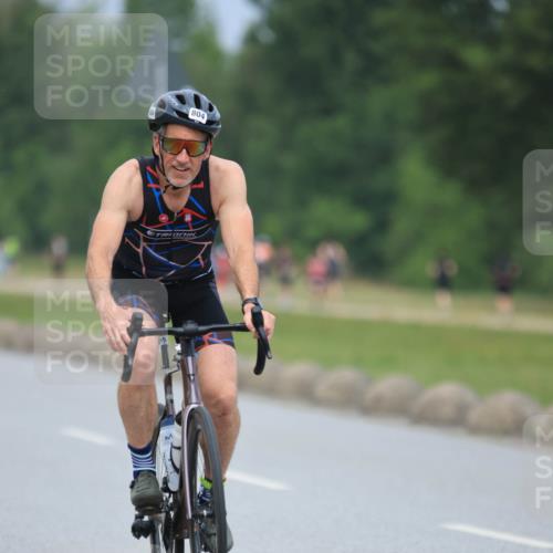 21.06.2025 - 27. Vierlanden-Triathlon H.Heesch http://msf.ph/oto/8001231 15.06.2025 12:38:29 Radfahren 804, 980, 1029, 1030, 1031, 1032, 1033 meine-sportfotos.de