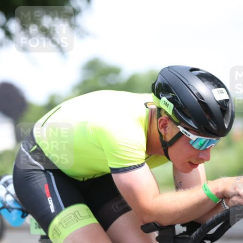 15.06.2025 - 7 Türme Triathlon Yannick Fuchs http://msf.ph/oto/8001255 15.06.2025 12:26:41 Radfahren 244, 270, 454, 473, 580, 592 meine-sportfotos.de