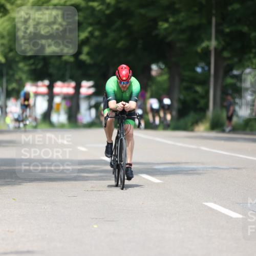 15.06.2025 - 7 Türme Triathlon Yannick Fuchs http://msf.ph/oto/8001272 15.06.2025 12:26:45 Radfahren 252, 270, 327, 386, 390, 454, 473, 592 meine-sportfotos.de