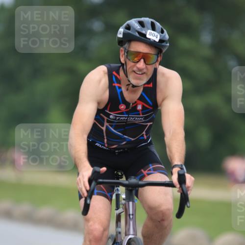 21.06.2025 - 27. Vierlanden-Triathlon H.Heesch http://msf.ph/oto/8001273 15.06.2025 12:38:30 Radfahren 804, 1029, 1030, 1031, 1032, 1033 meine-sportfotos.de