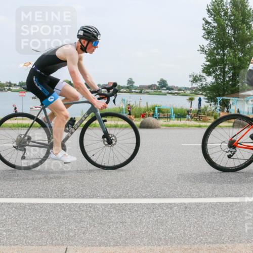 21.06.2025 - 27. Vierlanden-Triathlon H.Heesch http://msf.ph/oto/8001365 15.06.2025 12:36:16 Radfahren 1024, 1025, 1026, 1027 meine-sportfotos.de