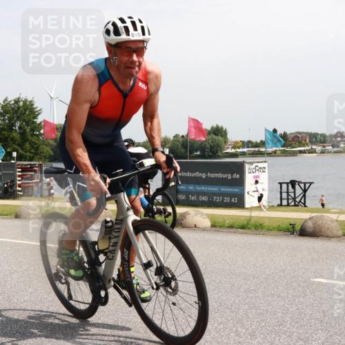 21.06.2025 - 27. Vierlanden-Triathlon H.Heesch http://msf.ph/oto/8001405 15.06.2025 11:45:09 Radfahren 641, 643, 644, 782, 840 meine-sportfotos.de