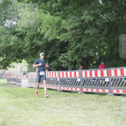 21.06.2025 - 27. Vierlanden-Triathlon KatJ http://msf.ph/oto/8001425 15.06.2025 12:55:05 Ziel 116, 656 meine-sportfotos.de