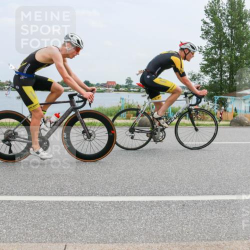 21.06.2025 - 27. Vierlanden-Triathlon H.Heesch http://msf.ph/oto/8001428 15.06.2025 12:37:02 Radfahren 754, 927, 978, 1034, 1035, 1036, 1037, 1038 meine-sportfotos.de