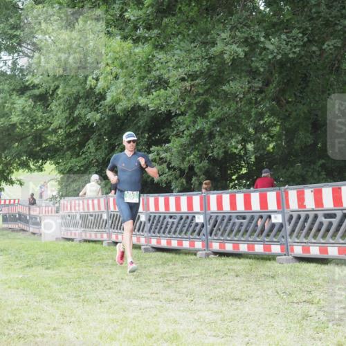 21.06.2025 - 27. Vierlanden-Triathlon KatJ http://msf.ph/oto/8001455 15.06.2025 12:55:06 Ziel 116, 656 meine-sportfotos.de