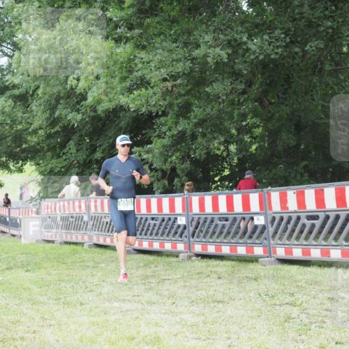 21.06.2025 - 27. Vierlanden-Triathlon KatJ http://msf.ph/oto/8001466 15.06.2025 12:55:06 Ziel 116, 656 meine-sportfotos.de