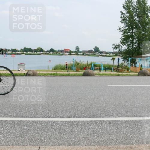 21.06.2025 - 27. Vierlanden-Triathlon H.Heesch http://msf.ph/oto/8001474 15.06.2025 12:37:05 Radfahren 927, 978, 1034, 1035, 1036, 1037, 1038 meine-sportfotos.de