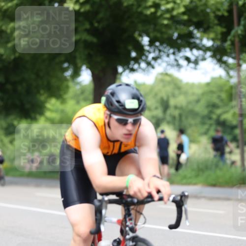 15.06.2025 - 7 Türme Triathlon Yannick Fuchs http://msf.ph/oto/8001512 15.06.2025 13:15:40 Radfahren 655, 712, 876, 891, 906, 968, 976, 997, 1051 meine-sportfotos.de