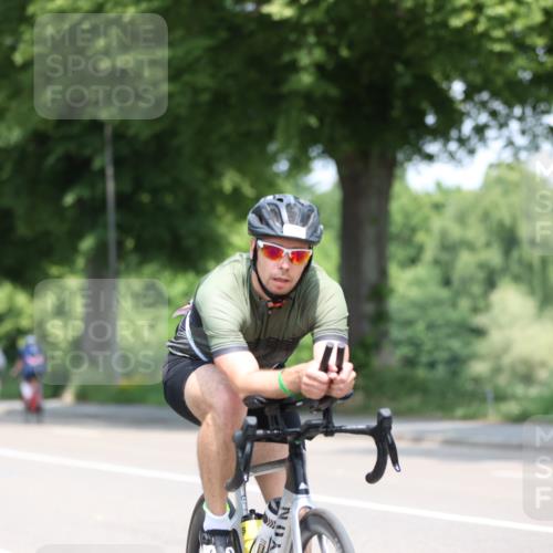 15.06.2025 - 7 Türme Triathlon Yannick Fuchs http://msf.ph/oto/8001563 15.06.2025 12:27:15 Radfahren 264, 422, 440, 515 meine-sportfotos.de
