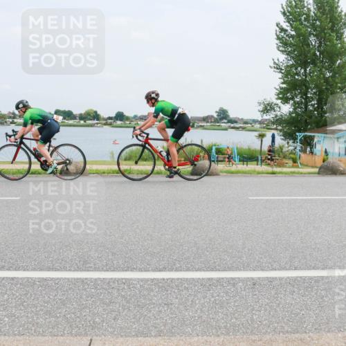 21.06.2025 - 27. Vierlanden-Triathlon H.Heesch http://msf.ph/oto/8001580 15.06.2025 12:37:21 Radfahren 930, 1078, 1079, 1080 meine-sportfotos.de
