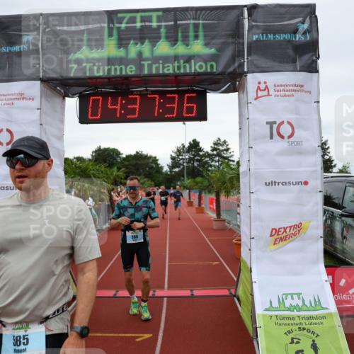 15.06.2025 - 7 Türme Triathlon Michael Strokosch http://msf.ph/oto/8001601 15.06.2025 14:37:36 Ziel 386, 585, 607 meine-sportfotos.de