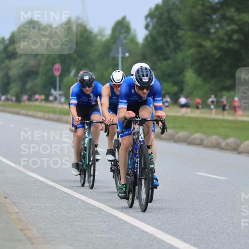 21.06.2025 - 27. Vierlanden-Triathlon H.Heesch http://msf.ph/oto/8001618 15.06.2025 12:38:50 Radfahren 1039, 1040, 1042, 1043, 1044, 1045, 1046, 1047, 1048 meine-sportfotos.de