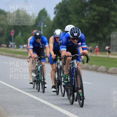 21.06.2025 - 27. Vierlanden-Triathlon H.Heesch http://msf.ph/oto/8001629 15.06.2025 12:38:50 Radfahren 1039, 1040, 1042, 1043, 1044, 1045, 1046, 1047, 1048 meine-sportfotos.de