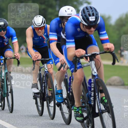 21.06.2025 - 27. Vierlanden-Triathlon H.Heesch http://msf.ph/oto/8001652 15.06.2025 12:38:51 Radfahren 1039, 1040, 1042, 1043, 1044, 1045, 1046, 1047, 1048 meine-sportfotos.de