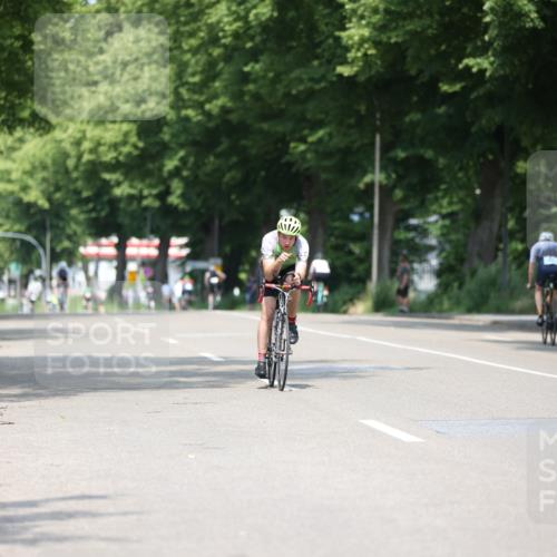 15.06.2025 - 7 Türme Triathlon Yannick Fuchs http://msf.ph/oto/8001657 15.06.2025 12:29:03 Radfahren  meine-sportfotos.de
