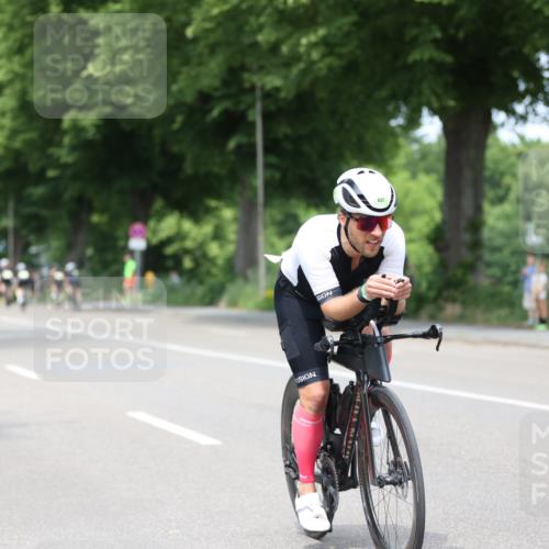 15.06.2025 - 7 Türme Triathlon Yannick Fuchs http://msf.ph/oto/8001661 15.06.2025 13:15:53 Radfahren 326, 418, 487, 666, 788, 903 meine-sportfotos.de